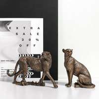 Leoparden-Statue aus Kunstharz, Tischdekoration, Tierskulptur für Zuhause, Ästhetische Schreibtischdekoration im Goldenen Schnitt
