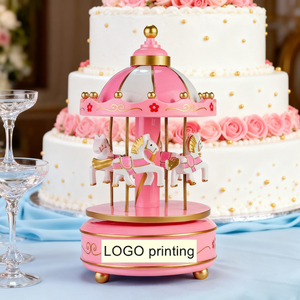 Boîte à <span class=keywords><strong>musique</strong></span> en forme de dôme pour cadeaux de retour pour enfants, boîte à <span class=keywords><strong>musique</strong></span> carrousel, vente en gros, logo personnalisé pour les cadeaux de fête - Product Image 1
