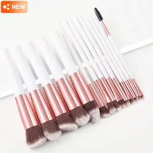 2024 New hochwertige Großhandel kostenlose Marke Grundierung Make-up Pinsel Lidschatten Gesicht tragbar Reisen professionelle Make-up Pinsel