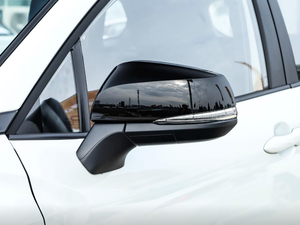 Toyota Corolla Cross Pioneer Hybrid 2026 Usata a Basso Chilometraggio con Sistema Ibrido a Motore a Magneti Permanenti - Offerta all'Ingrosso Conveniente - Product Image 5