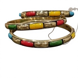 Conjunto de brazalete ajustable de latón hecho a mano con esencia dorada, joyería de calidad superior para mujeres elegantes - Product Image 1