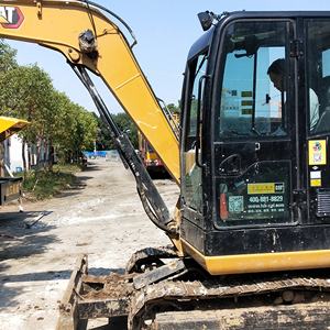 Hoge Kwaliteit Gebruikte Rups 305.5e2 Mini Graafmachine 5.5 Ton Seconde Handkern Tandwielpomp Rups 305 Graafmachine Core Verkoop - Product Image 4