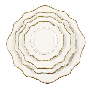 Assiettes en céramique de luxe en porcelaine fine à bord doré, motif tournesol, pour décoration de mariage, vente en gros - Product Image 1