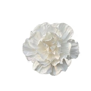 Grandi Fiori di Peonia in Carta Artistica di Alta Qualità, Fiori Bianchi Giganti per Decorazioni Matrimoniali e Vetrine - Product Image 6