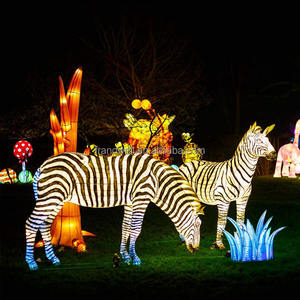 Usine personnalisé chinois tigre lanternes vacances éclairage Led soie lanternes mouche tigres <span class=keywords><strong>lanterne</strong></span> à vendre - Product Image 6