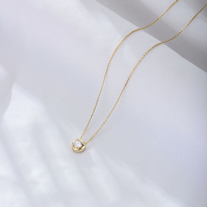 Nuova Collana con Ciondolo in Pietra Naturale Cava di Tungsteno, Versatile, da Donna, di Tendenza, Lusso Leggero, Regalo di Nicchia, di Alta Gamma, Delicata - Product Image 2