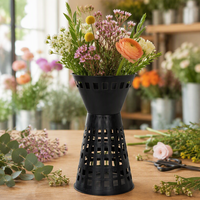Support portable en plastique pour bouquet de fleurs, tube en forme de flèche, base stable, taille personnalisée, emballage pour fleuristes