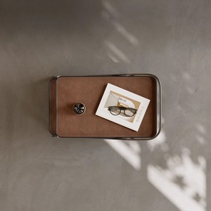 <span class=keywords><strong>Table</strong></span> d'appoint multifonctionnelle en métal minimaliste italienne, nouveau style, simple et luxueuse, petite <span class=keywords><strong>table</strong></span> à café sur roulettes - Product Image 4