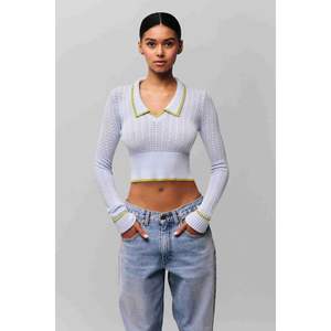 เสื้อครอปถักสำหรับผู้หญิง แขนยาว คอวี คัลเลอร์บล็อค ผ้าเนื้อนุ่ม ความหนาปกติ แขนเสื้อแบบปกติ - Product Image 1