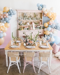 Chaise Enfant Légère Faite Main en Rotin Moderne, Idéale pour Anniversaires, Accessoire Photo, Mobilier Enfant pour Intérieur/Extérieur - Product Image 1