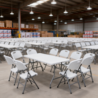 Table pliante en HDPE moulé par soufflage de 8 pieds à haute capacité de charge, conception empilable pour magasin de détail éphémère