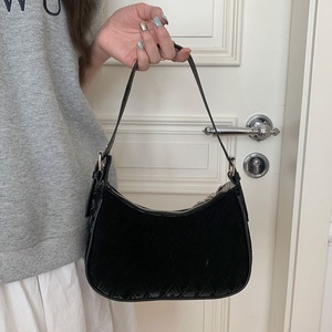 กระเป๋าสะพายทรงพระจันทร์เสี้ยวสีขาวแบบมีซิปสำหรับผู้หญิงใช้ในชีวิตประจำวันฤดูร้อนปี 2024 - Product Image 4