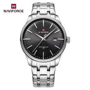 Reloj de Cuarzo para Hombre 9230 con Esfera de Agujas, Caja y Correa de Acero Inoxidable, Números Romanos, Día/ Fecha - Product Image 5