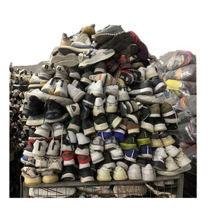 Chaussures de sport d'occasion en vrac, non marquées, qualité B, prix bas - Vente en gros de chaussures de course d'occasion, lot en conteneur - Product Image 4
