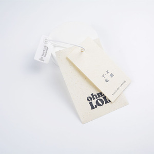 Etiquetas Colgantes de Papel Personalizadas Ecológicas con Diseño Cóncavo-Convexo, Grabadas/Repujadas, Creativas y con Personalidad para Zapatos y Bolsos - Product Image 2