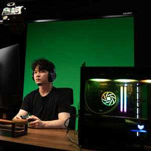 RAUBAY Motorized Pull Down Green Polyester Screen Backdrop-59.8" X 86.6" Collapsible Ceiling/Wall Mount Background - Product Image 5