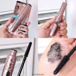 Máscara de Pestañas Voluminizadora y Alargadora Sensacional Sky High Lavable, Maquillaje de Ojos Negro - Product Image 4