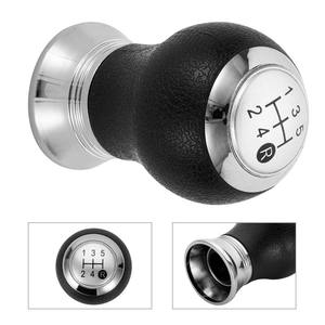 Palanca de Cambios para Toyota de 5 Velocidades, Cuero Ergonómico, Base Negra y Plateada - Product Image 4