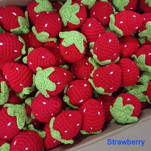 Offre Spéciale : Accessoires DIY en Crochet Tricoté – Ornements Amigurumi Faits Main en Laine : Fraise, Orange, Pomme, Tournesol - Product Image 5
