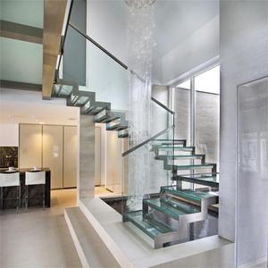 Scala Moderna Contemporanea in Vetro Trasparente con Gradini in Vetro Temperato Rinforzato e Ringhiera in Metallo per Ville e Uso Commerciale - Product Image 6