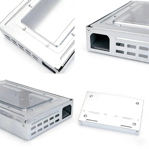 Piège à souris rectangulaire en métal argenté, écologique, durable, de taille moyenne, avec couvercle visible - Product Image 4