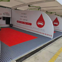 Dalles de sol carrées modernes en PP, modulaires, antidérapantes, étanches, à clipser, avec design graphique, garantie 1 an, pour atelier de lavage de voitures intérieur
