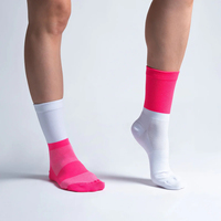 Chaussettes de course à compression personnalisées avec logo, fines, respirantes, en polyamide, pour la course et le cyclisme, grande marque, faible MOQ, chaussettes de sport