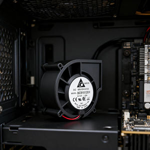 พัดลมดูดอากาศ Delta 12V DC รุ่น BCB1012EH ขนาด 97x97x25 มม. แบบใบพัดเรเดียลบอลแบริ่ง ใบพัดพลาสติก 25.78CFM 6700RPM แบบตั้งพื้น รับประกัน 1 ปี - Product Image 1