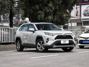 <span class=keywords><strong>Toyota</strong></span> <span class=keywords><strong>RAV4</strong></span> 2022 2.0L CVT FWD Edizione Fashion Premium, SUV Usato, 126kW 171cv, Efficiente nei Consumi, Sicurezza Intelligente, Auto Familiare - Product Image 3