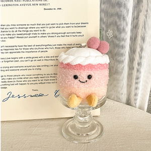 Colgante de Peluche de Pastel de Cereza con Degradado, de Simulación Divertida, Estilo Encantador y Adorable, Regalo de Cumpleaños, Muñeco de Fruta, Accesorio para Bolsos - Product Image 6