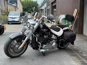 Motocicleta Usada de Segunda Mano, Marca Estadounidense, Fat Boy Negra, Modelo 2002, 5200 km, Marca Estadounidense Fat Boy, Disfruta de un Rendimiento Confiable - Product Image 1