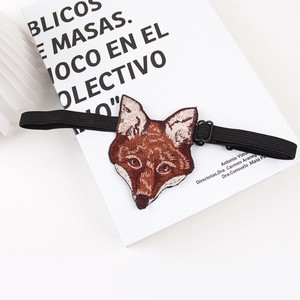 Pajarita bordada con cabeza de zorro para mujer, accesorio para camisa, corsage - Product Image 1