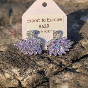 Моне сад лебедь/Изысканный трехмерный светло-фиолетовый кристалл лебедь серьги, легкий роскошный стиль, маленькие и уникальные - Product Image 6