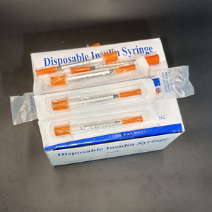 Seringues à insuline 31G 100 unités 8 mm pour usage vétérinaire, seringues à insuline 1 ml, calibre 31, aiguille 8 mm U100 1/4 de calibre - Product Image 6