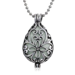 Colgante de gota de agua para mujer, colgante de piedra brillante, collar que brilla en la oscuridad - Product Image 4