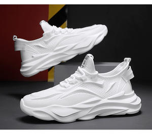 Zapatillas de malla transpirable para hombre 2025, nuevas zapatillas de verano para papá, ligeras, informales, antideslizantes, flexibles para caminar, correr y gimnasio con amortiguación - Product Image 2