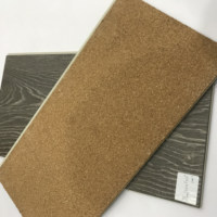 Revêtement de sol SPC imperméable laqué UV et système à clic en vinyle PVC, design rustique antidérapant pour usage intérieur dans les écoles et les bureaux