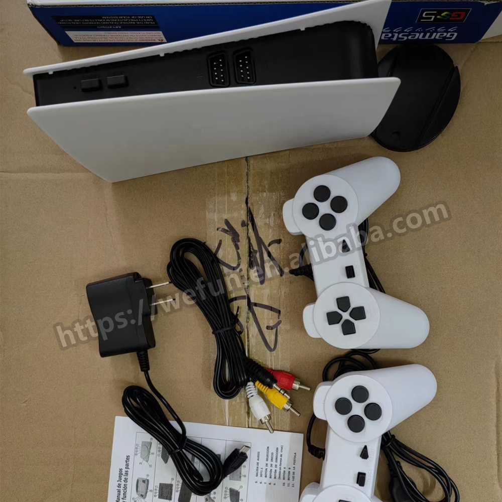 New Design 8 Bit Retro Game Console with 300 Built-in Games