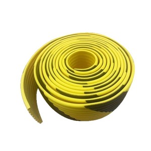 NBR zelfklevende reflecterende golfvormige geel-zwarte anti-botsingswaarschuwingsstrip garage industriële nitrilrubber hoekstrip model - Product Image 5
