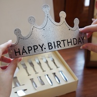 Ensemble de vaisselle en métal biodégradable pour fête d'anniversaire avec assiettes jetables, fourchettes et bougies