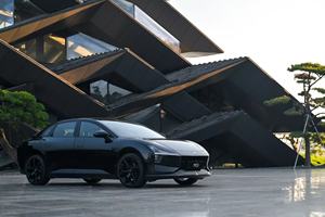 Nouvelle voiture électrique <span class=keywords><strong>Xpeng</strong></span> <span class=keywords><strong>P5</strong></span> noire, 4 roues motrices, haute performance, autonomie de 601 à 700 km, moteur de 160 kW, en vente - Product Image 4