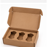 Boîte en carton pliable pour l'e-commerce, emballage personnalisé avec impression graphique, structure ondulée pour livraison de colis