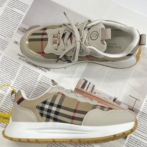<span class=keywords><strong>Scarpe</strong></span> <span class=keywords><strong>da</strong></span> <span class=keywords><strong>Ginnastica</strong></span> di <span class=keywords><strong>Alta</strong></span> Qualità all'Ingrosso per Uomo o Donna, <span class=keywords><strong>Scarpe</strong></span> <span class=keywords><strong>da</strong></span> Passeggio per Autunno e Primavera, <span class=keywords><strong>Suola</strong></span> in Gomma di Design - Product Image 1