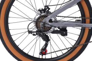 Bicicleta de Montaña Barata en Stock en Almacenes de EE. UU. y la UE, 24 Pulgadas, Suspensión, Frenos de Disco, Bicicleta MTB Plateada - Product Image 2