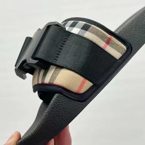 Fashionable check-patterned buckle-strapped sandals with <b>open</b>-toe design, summer style - Product Image 3