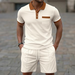 Nouvel Ensemble Deux Pièces Été 2025 <span class=keywords><strong>Homme</strong></span>: <span class=keywords><strong>Polo</strong></span> Gaufré à Manches Courtes, Blocs <span class=keywords><strong>de</strong></span> Couleurs et Poches, avec Short Uni - Product Image 1