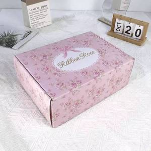 Caja de Envío Ecológica y Reciclable para Productos de Belleza Natural, con Diseño Personalizado, Logotipo, Recubrimiento UV y Grabado en Relieve - Product Image 1