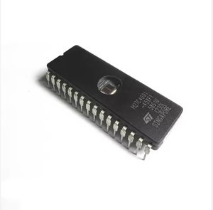 Chip de Memoria Cerámico M27C4001-12F1 CDIP-32 Original, Nuevo, 4Mbit 120ns UV EPROM para Control Industrial - Product Image 1