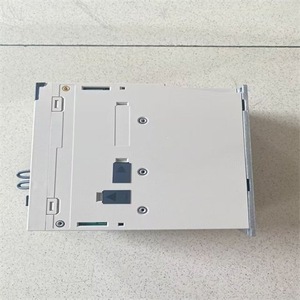 Contrôleur de moteur industriel Yaskawa SGD7S-120A30B202 - Product Image 3