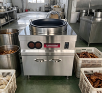 Four à induction rotatif automatique robuste pour la cuisson des pains frits, idéal pour les stations de cuisson en cuisine ouverte d'hôtel